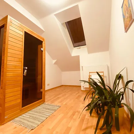 Homestay Pyramida & Sauna Relax *