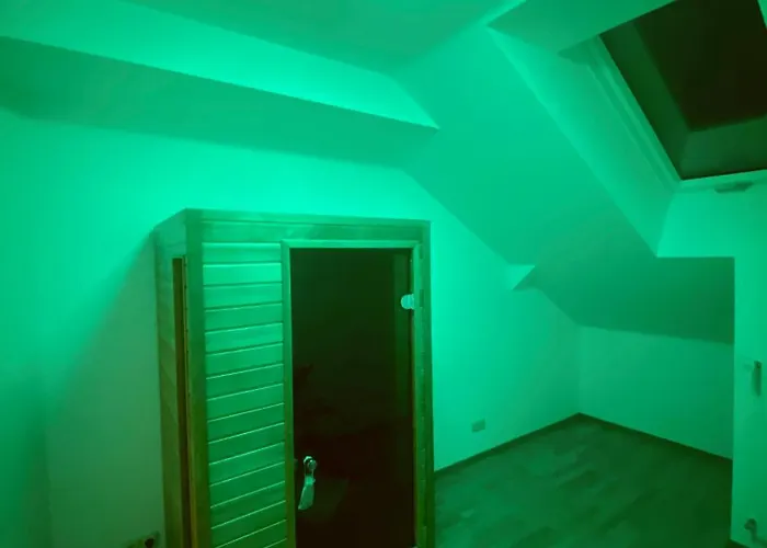 בית אירוח Pyramida & Sauna Relax