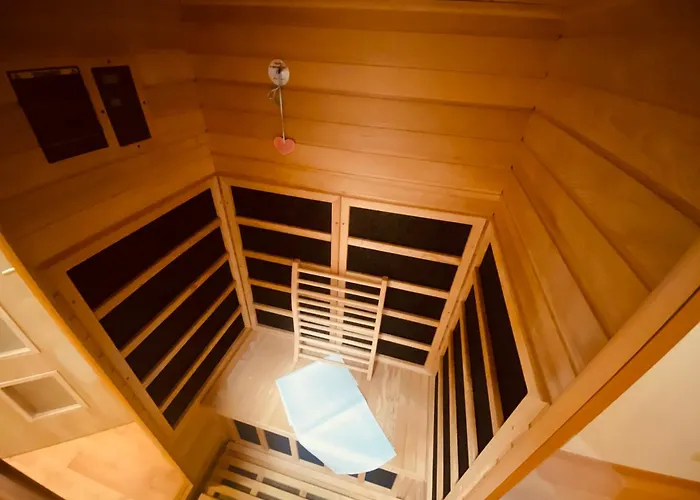 בית אירוח Pyramida & Sauna Relax *