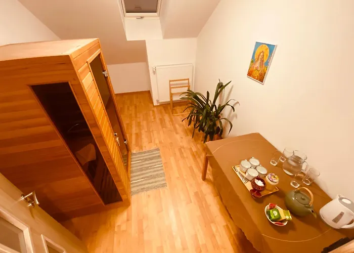 בית אירוח Pyramida & Sauna Relax
