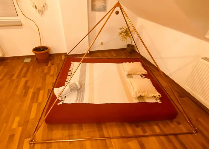 Pyramida & Sauna Relax Homestay *